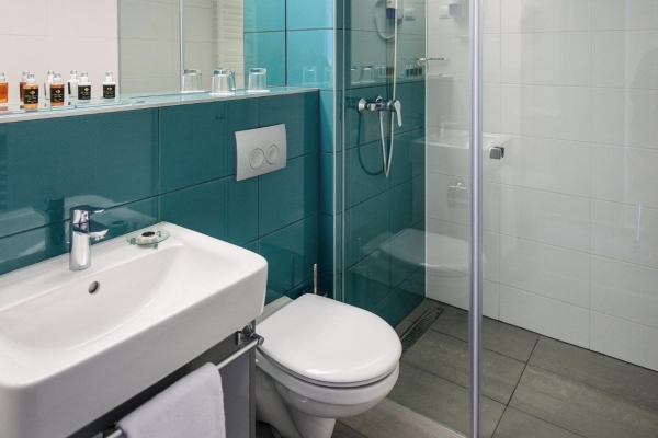 Hotel Yacht Wellness & Business (Siófok)